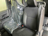 フロントシートです。ゆったり運転ができます。長距離ドライブもラクラク♪♪