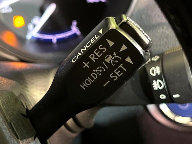 トヨタ C-HR G の中古車詳細 (65,870km, ブラックマイカ, 長野県