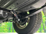 お車を安心してお乗りいただく為には、足回りの定期点検が欠かせません。サービスサポート(有償保証)では無料点検もご提供しており、安心のカーライフをお過ごしいただけるサポート体制が整っています。