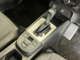 発進時から滑らかに加速する無段階変速のCVTはストップ&ゴーの多い街の中も快適です