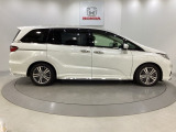 購入後も自社指定整備工場完備でお客様の愛車をしっかりサポート致します!御納車時には安全かつ安心してお乗り頂けるようホンダ専門知識を持つ整備スタッフが点検・整備・装備も説明をしてお渡ししております。
