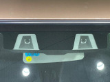 【スズキ セーフティサポート】走行中に前方の車両等を認識し、衝突しそうな時は警報とブレーキで衝突回避と被害軽減をアシスト。より安全にドライブをお楽しみいただけます。
