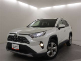 国内新車販売はメーカーの制限がかかり、状態の良い中古車も減少しております。当店のお車は出来る限り1オーナー、当社下取り車の間を挟まない安心車両です。売約優先の為、お早目の現車確認を!!