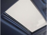 連休のご予定はお決まりですか?新しいお車で何処まで出かけましょうか?海?高原?温泉?美味しい物を探してドライブってのも良いのではないでしょうか?