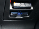 ETC車載器搭載です。スマートICも増えてきており、必須装備といって良い便利装備です。