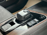 クオリティショップ」3つのお約束:「車&rArr;充実のラインナップと確かな保証」 高品質車からお買い得な車まで豊富に取り揃え、安心して走れる「ワイド保証」でサポート致します。