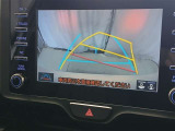 駐車が苦手な方でも安心のバックガイドモニター搭載。 後方の映像をクリアに表示し、ガイドラインで車庫入れや縦列駐車をしっかりサポート。毎日の運転がぐっとラクになります。