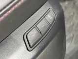 【メモリー機能付きパワーシート】ドライバーごとに設定したシート位置を記憶して、ボタン一つで切り替えできる便利な機能!運転する方が複数名いらっしゃるご家庭におすすめです♪