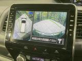 【アラウンドビューモニター】専用のカメラにより、上から見下ろしたような視点で360度クルマの周囲を確認することができます☆死角部分も確認しやすく、狭い場所での切り返しや駐車もスムーズに行えます。