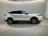 納車後1年間は走行無制限のトヨタロングラン保証付きです。(対象項目:約60項目・5000部品)が対象です。全国のトヨタ系ディーラーで保証修理が可能です。