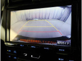 バックガイドモニターで、後方を確認しながら安心して駐車することができます。運転初心者も熟練者も必須の機能ですよ!
