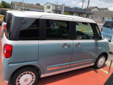 車両右側面からの写真になります。車をご覧になりたい時はお気軽に最寄りの店舗へご相談下さい。
