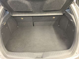 広々としたラゲージスペースを備えています。大きなものや長さのある荷物もしっかりと積み込めます。