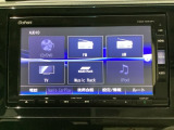 ナビゲーションはフルセグTV対応のGathers純正メモリーナビを搭載しています。Bluetoothオーディオ機能がありますので、スマートフォンなどの音楽も再生できます。