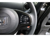 Hondaセンシングの機能のひとつ、アダプティブクルーズコントロール付!アクセルから足を離しても設定したスピードと前車との車間を保ち走行してくれます!車線維持もアシスト☆高速道路で疲労軽減ですね☆