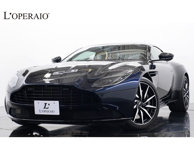 DB11V8有償色 黒革 純正20インチAW カ-ボントリム