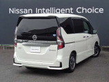 行きたい場所へ、行きたい人と。尽きない楽しみとともに。日産セレナ。