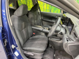運転席シート廻りは使用感も少なく、良好な状態となっています。前オーナー様が丁寧に使っていたことがよくわかりますね。