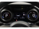 マルチインフォメーションディスプレイ付きのメーターです!エコ運転へ導く多彩な情報を表示してくれます。