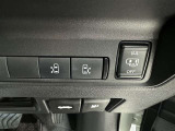 両側電動スライドドアで狭い所でも乗り降り楽々です!