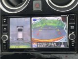 アラウンドビューモニター付きで楽々駐車