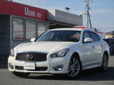 フーガハイブリッド3・5VIP黒本革 パワーシート&エアコン 車検整備付入荷になりました