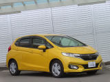 【Honda SENSING装備】ミリ波レーダーとカメラを用いた先進の安全運転支援システムです。衝突軽減ブレーキに始まり、車線維持システム、標識認識機能などの支援で安全運転をサポート致します。