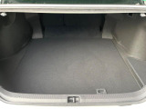 普段のお買い物や通勤、送迎等に十分な荷室スペースを確保しております。
