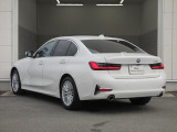 BMW認定中古車は、ドイツ本社と同様の教育・訓練を受けたBMW専門のメカニックが100項目以上のポイントを徹底的にチェックし、整備したうえでご納車させていただきます。