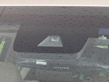 【トヨタセーフティセンス】走行中に前方の車両等を認識し、衝突しそうな時は警報とブレーキで衝突回避と被害軽減をアシスト。より安全にドライブをお楽しみいただけます。