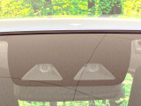 【スマートアシスト】走行中に前方の車両等を認識し、衝突しそうな時は警報とブレーキで衝突回避と被害軽減をアシスト。より安全にドライブをお楽しみいただけます。
