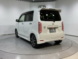 ご納車までの期間ですが、県内のお客様は2、3週間、県外のお客様は3、4週間ほどでご納車が可能となります。但し、お支払いや書類の状況によっては多少の前後もありますので、その際には何卒ご了承下さい。