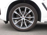 月々のお支払いを抑えやすい残価設定ローンもご用意。無理のないプランでBMW・MINIをご購入いただけます。