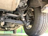 お車を安心してお乗りいただく為には、足回りの定期点検が欠かせません。サービスサポート(有償保証)では無料点検もご提供しており、安心のカーライフをお過ごしいただけるサポート体制が整っています。