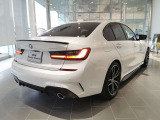 BMWプレミアムセレクション前橋では、高年式低走行モデルからMモデル、年式が経ちなかなかディーラーでは見かけないモデルまで幅広いラインナップで認定中古車を取り扱っております。品質に自信があります。