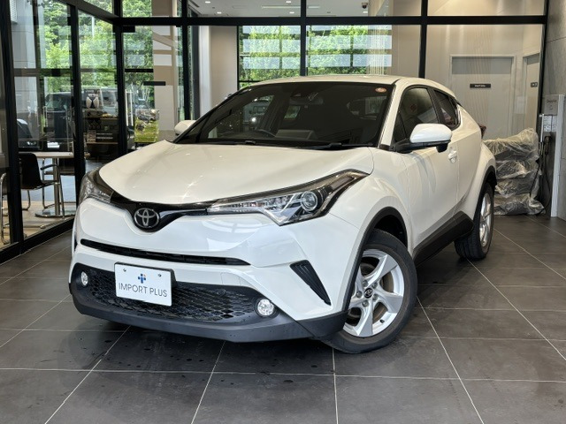 トヨタ C-HR 