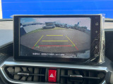 後方確認に便利なバックカメラ装備!!狭い駐車場や後方が確認しづらい場所に駐車するときや、車を切り返す時に安心の装備です!!