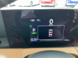 メーター内で様々な車の設定やデータの確認もできちゃいます!