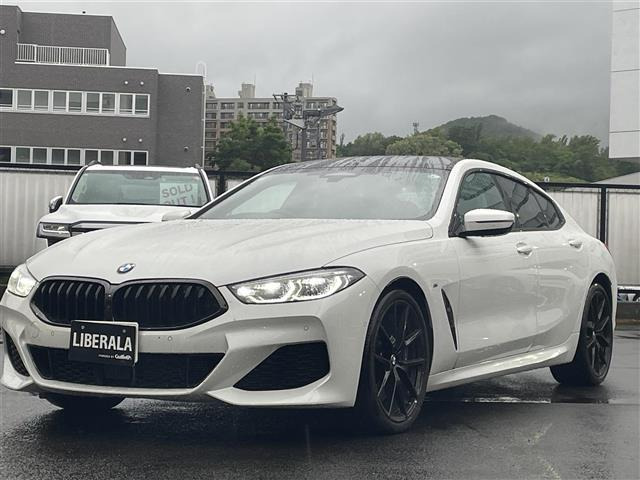 8シリーズグランクーペ 840d xドライブ 4WD 4WD 本革シート