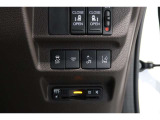 ホンダセンシング搭載!誤発進抑制機能・路外逸脱抑制機能・歩行者事故低減ステアリング・車線維持支援システム・先進車発進お知らせ機能など多彩な先進安全機能でより安全で快適なドライブを支援します。