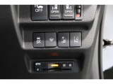 ホンダセンシング搭載!誤発進抑制機能・路外逸脱抑制機能・歩行者事故低減ステアリング・車線維持支援システム・先進車発進お知らせ機能など多彩な先進安全機能でより安全で快適なドライブを支援します。