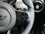 弊社お客様より頂いた下取車やデモカーが在庫の多くを占めています。車の経歴や整備記録が分かり、ご安心してお車をお選び頂ける正規ディーラーならではのラインナップでございます。