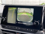 【 全方位カメラ 】上から見下ろしたように駐車が可能です。安心して縦列駐車も可能です♪