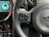 車両の詳細、ご質問につきましては、弊社営業スタッフまでお気軽にご連絡下さいませ。遠方のお客様には実車の詳細画像の送信も承ります。お客様からのお問合せをお待ち致しております。