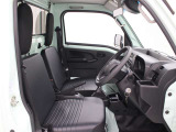 運転席廻りです。