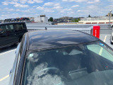 障害物を感知して、衝突の可能性がある場合、運転者へ警告音を発したり、衝突の可能性が高い場合、ブレーキの補助操作を行い、減速して衝突被害を軽減するシステムです。