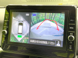 【アラウンドビューモニター】専用のカメラにより、上から見下ろしたような視点で360度クルマの周囲を確認することができます☆死角部分も確認しやすく、狭い場所での切り返しや駐車もスムーズに行えます。
