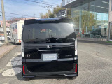 全車中古車保証付きでの販売を行っておりますので、しっかりお車見させていただきます。お車の納車まで2.3週間お時間いただいております。