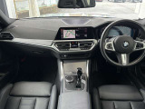 全国正規ディーラー保証付/2年・走行距離無制限 禁煙車両 カーボンリアスポイラー harman/kardon Mスポーツシート ブラックレザーシート 19インチアルミホイール 全方位PDC トップビュー 前席シートヒーター HUD ACC