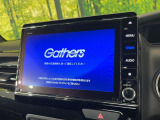 【メーカー純正8型ナビ】インテリアに溶け込むスタイリッシュな「専用設計」メーカーナビを装備♪視認性や操作性など基本性能にも優れ、より上質なカーライフをお楽しみいただけます。